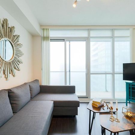 Skyline Elegance Condo Toronto Luaran gambar