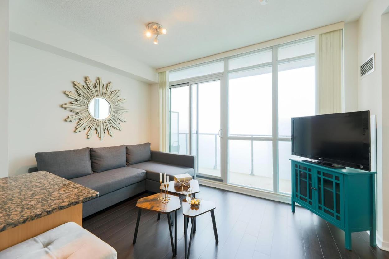 Skyline Elegance Condo Toronto Luaran gambar